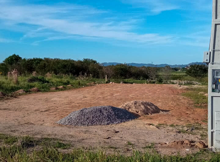 Amplo lote no Santo Antônio de Pádua