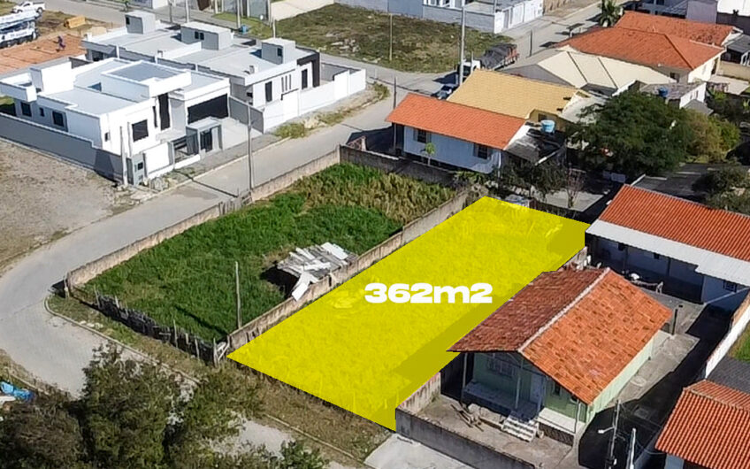 Lote no bairro Santo Antônio de Padua