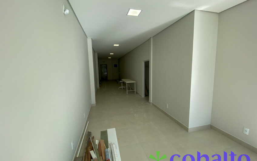 Sala comercial na Av. Pedro Zapelini
